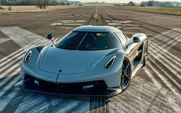 Кенигсегг Йеско