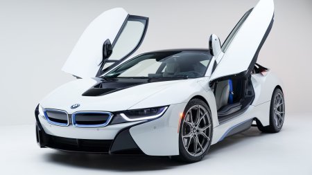 BMW спортивная i8