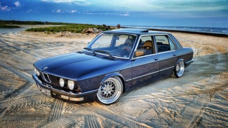 БМВ е28 купе