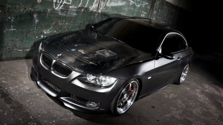 BMW 335i