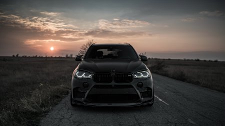 BMW x5m z Performance