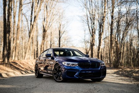 Car BMW f90
