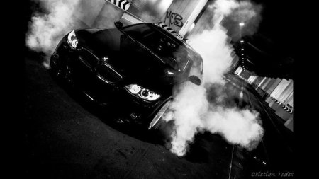 БМВ е39 в дыму