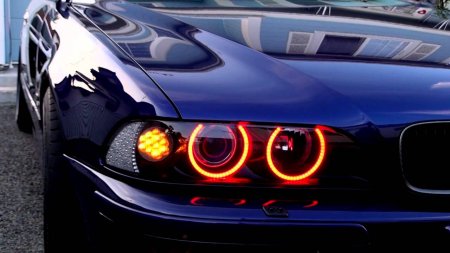 BMW e39 ангельский глаз