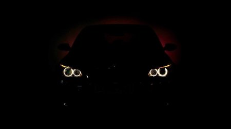 БМВ е60 в темноте