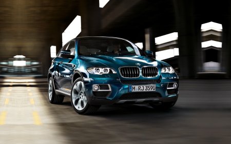 BMW x6m 2013
