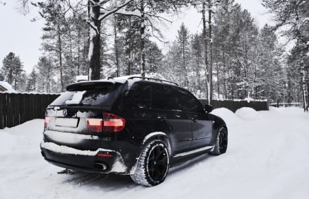 БМВ х5 е70 черный тонированный