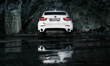 BMW x6 m50d в темноте