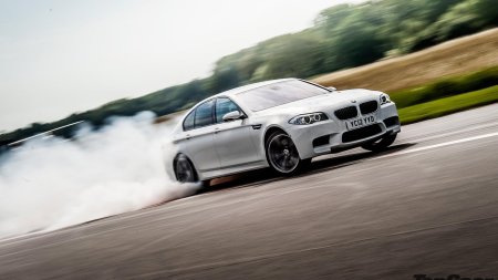 BMW m5 белая Drift