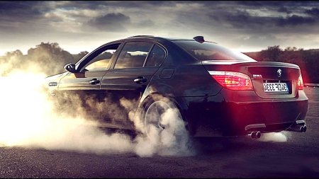 BMW e60 m5 бернаут