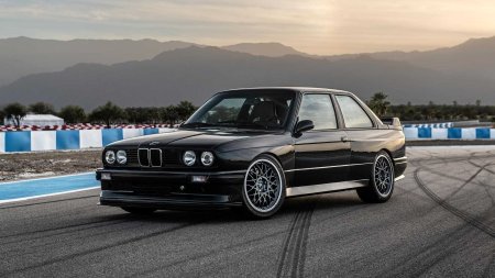 BMW m3 e30 Black