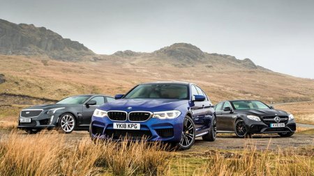 BMW m5 vs Mercedes e63