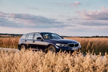 BMW 330d 2019