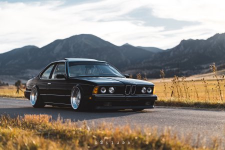 BMW e24 седан