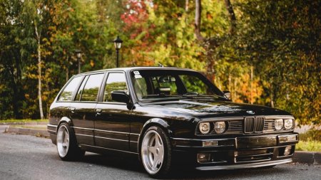 БМВ е30 Touring