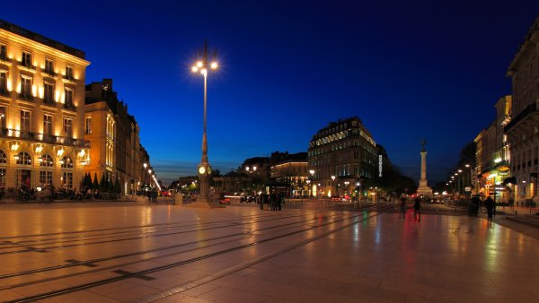 Бордо Франция набережная