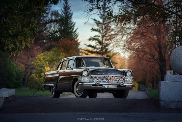 ГАЗ 13 лоурайдер