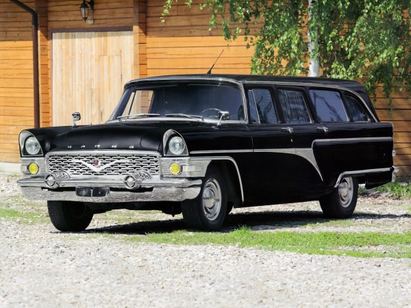 ГАЗ 13 универсал