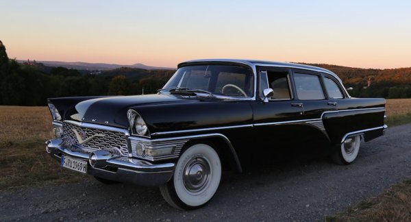 ГАЗ 13 лимузин