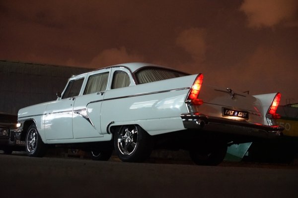 ГАЗ-13 «Чайка»