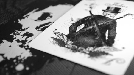 Чёрно-белые обои на рабочий стол