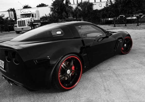 Черное авто