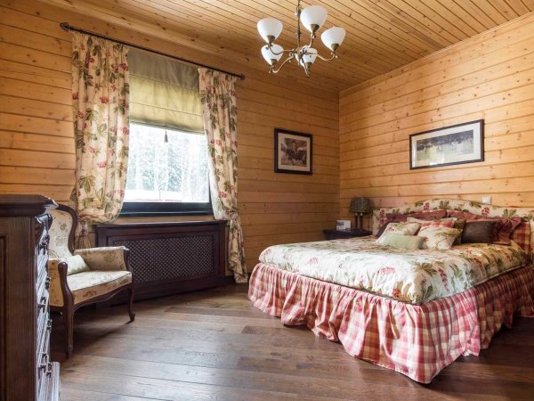 Отделка комнаты вагонкой