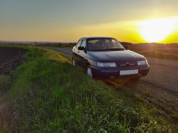 ВАЗ 2110 на закате
