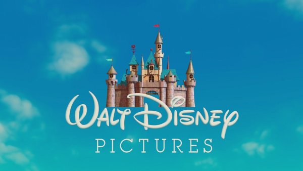 Уолт Дисней компания замок