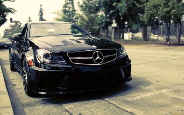 Mercedes Benz e60