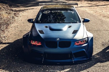 BMW на аву