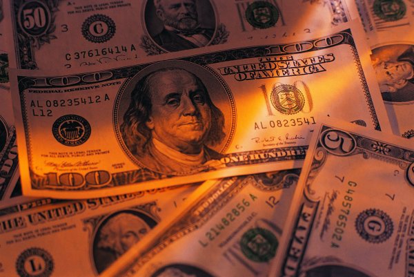 Обои деньги