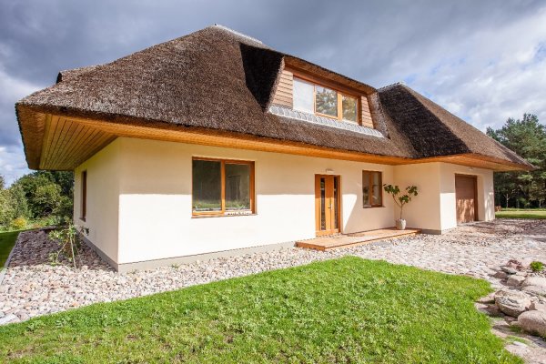 ЭКОДОМ из соломенных блоков