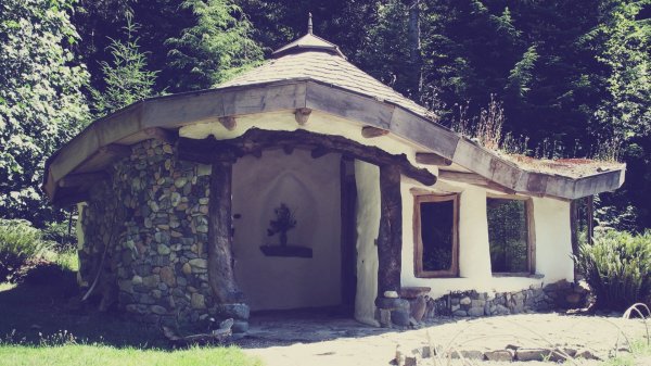 ЭКОДОМ из самана