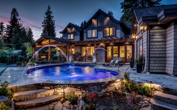 Четырёхэтажный особняк с бассейном в Нью-Йорке