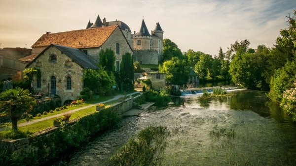 Франция пригород замки