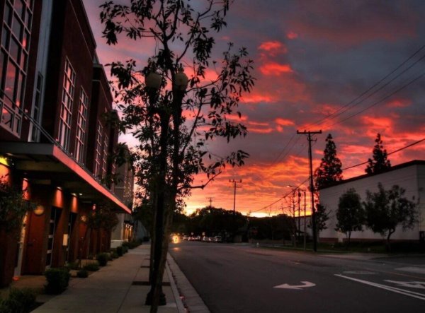 Улица закат