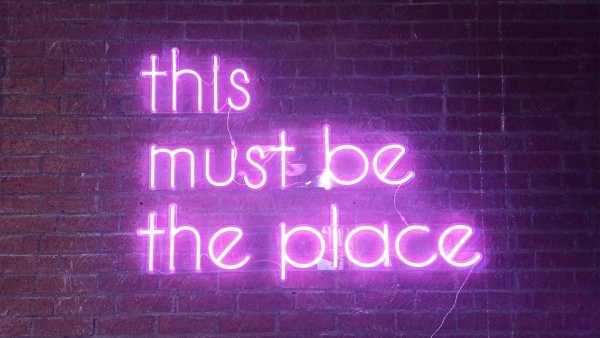 Неоновые обои на рабочий стол