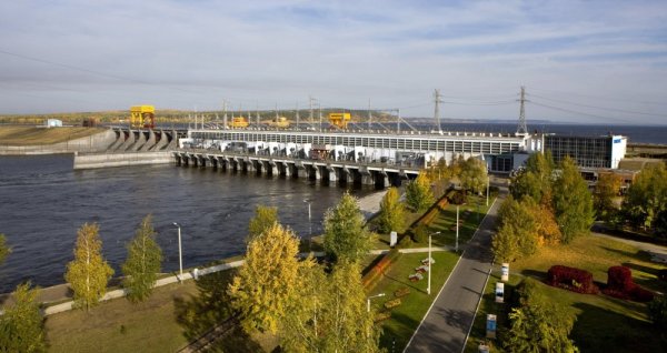 Воткинская ГЭС Чайковский