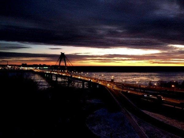 Октябрьский мост Череповец ночной вид