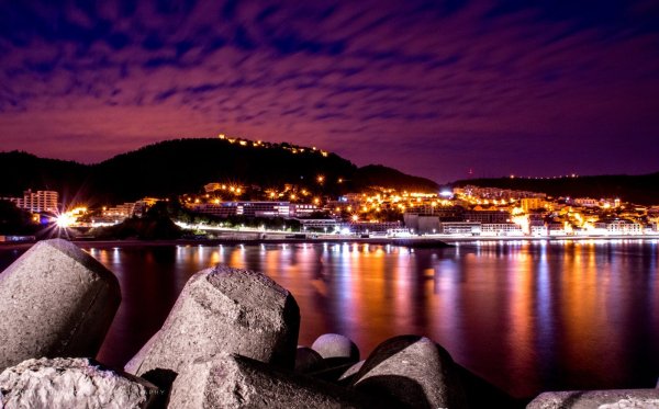 Ночная набережная Геленджика