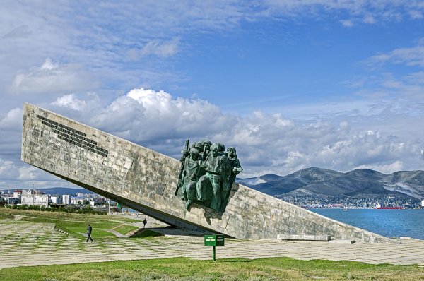 Мемориальный комплекс малая земля в Новороссийске