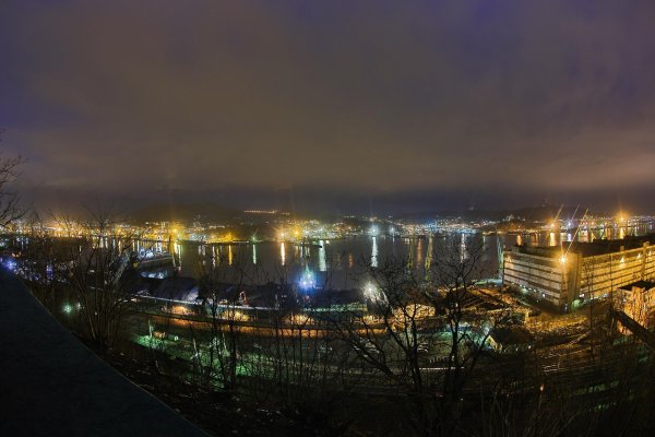 Город находка ночью