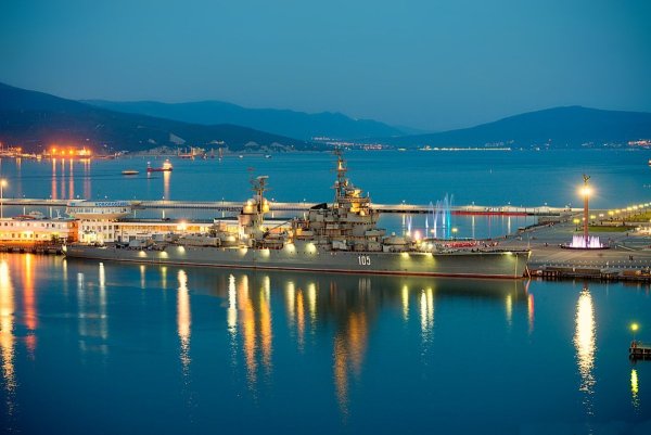 Новороссийск набережная порт