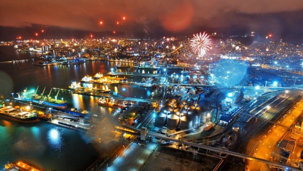 Новороссийск набережная ночью