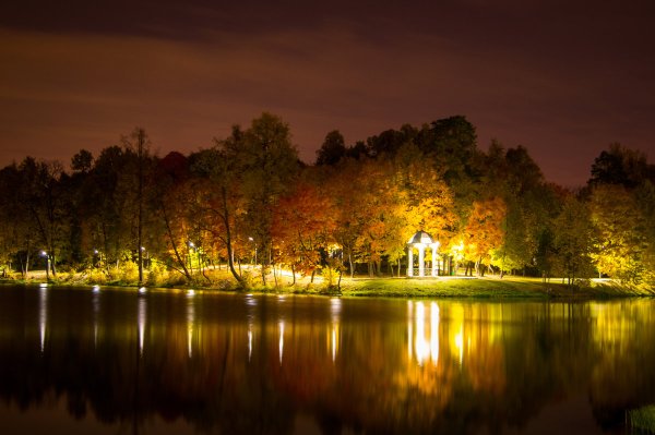 Белкинский парк Обнинск весной ночью