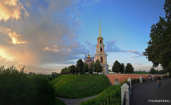 Глебов мост и Соборная колокольня Рязань