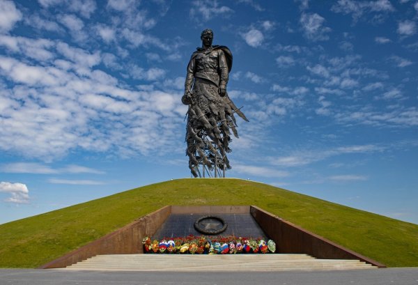 РЖЕВСКИЙ мемориал советскому солдату