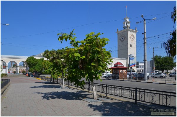 Симферополь ул Привокзальная площадь 1