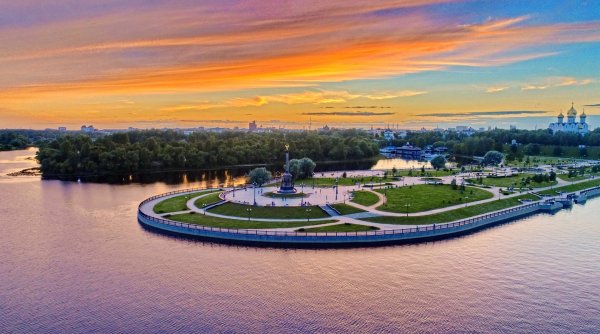 Ярославль набережная стрелка